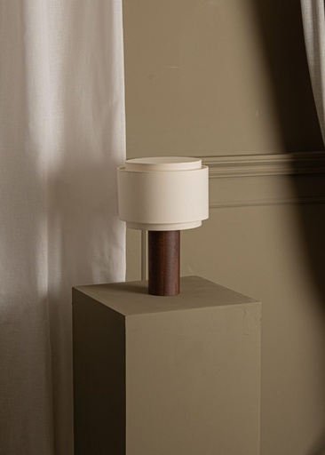 Lampe à poser Pipito Duoble – H 39 cm — noyer 2