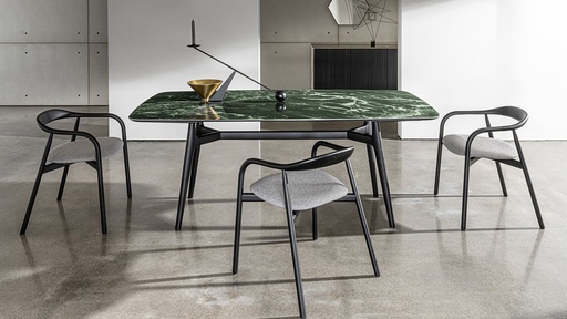 Lewood galbée extensible – en situation, plateau Verde Aver, pieds frêne noir