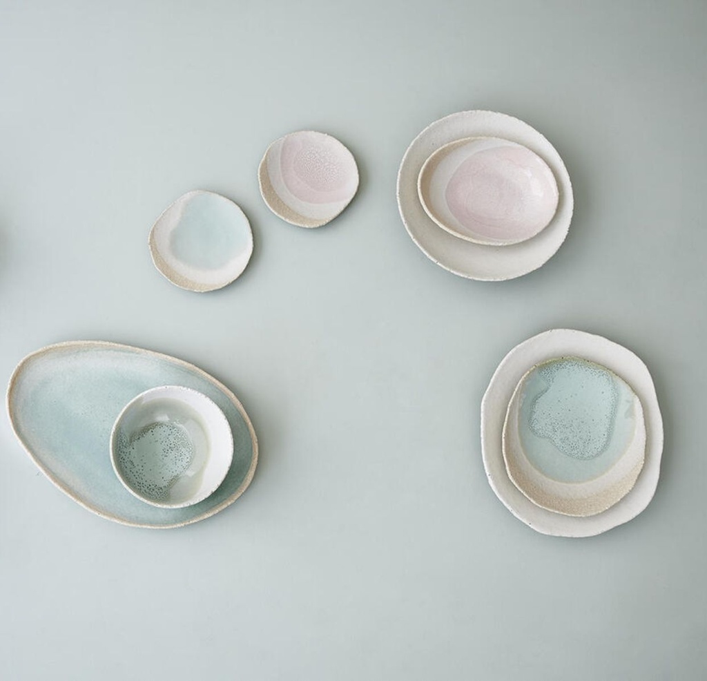 Assiette L wabi 27x30 — ambiance