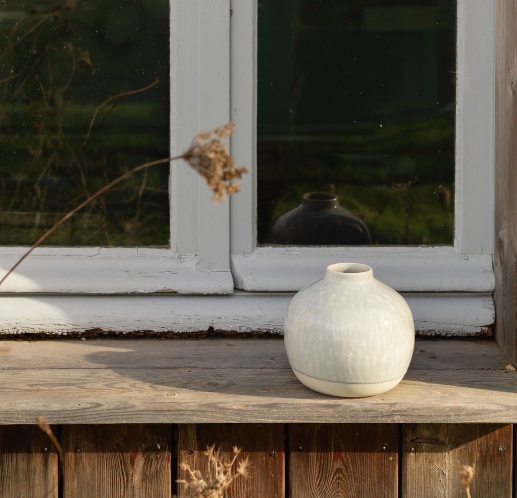 Vase nèfle D16 — ambiance