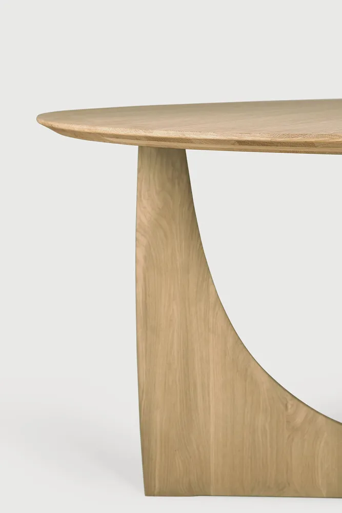 product_wf_53067_Geometric_dining_table_oak_Round_det03_web.webp