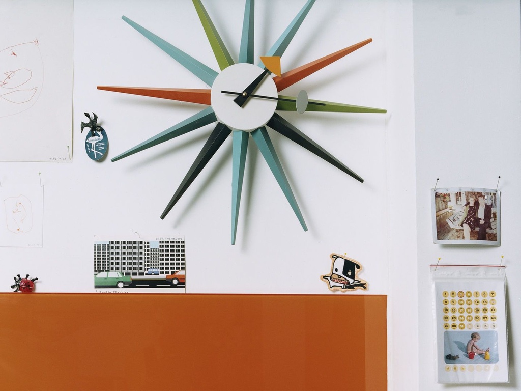Horloge murale Polygon Clock — ambiance 2