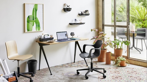 Fauteuil HAL RE Armchair Studio — ambiance 1