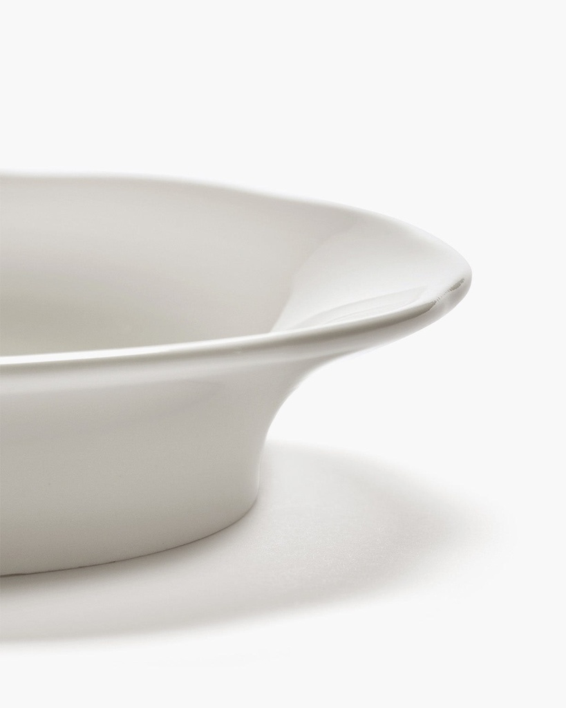 Assiette haute creuse Silhouette M – bla 4