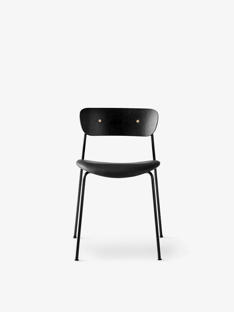 Chaise Pavilion AV3 – assise rembourrée Remix 0443 & dossier noyer laqué