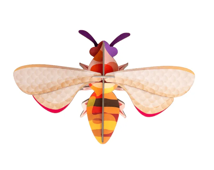 [IMA48] Big insects - abeille