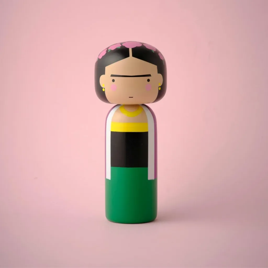 Kokeshi frida - 21.5 cm