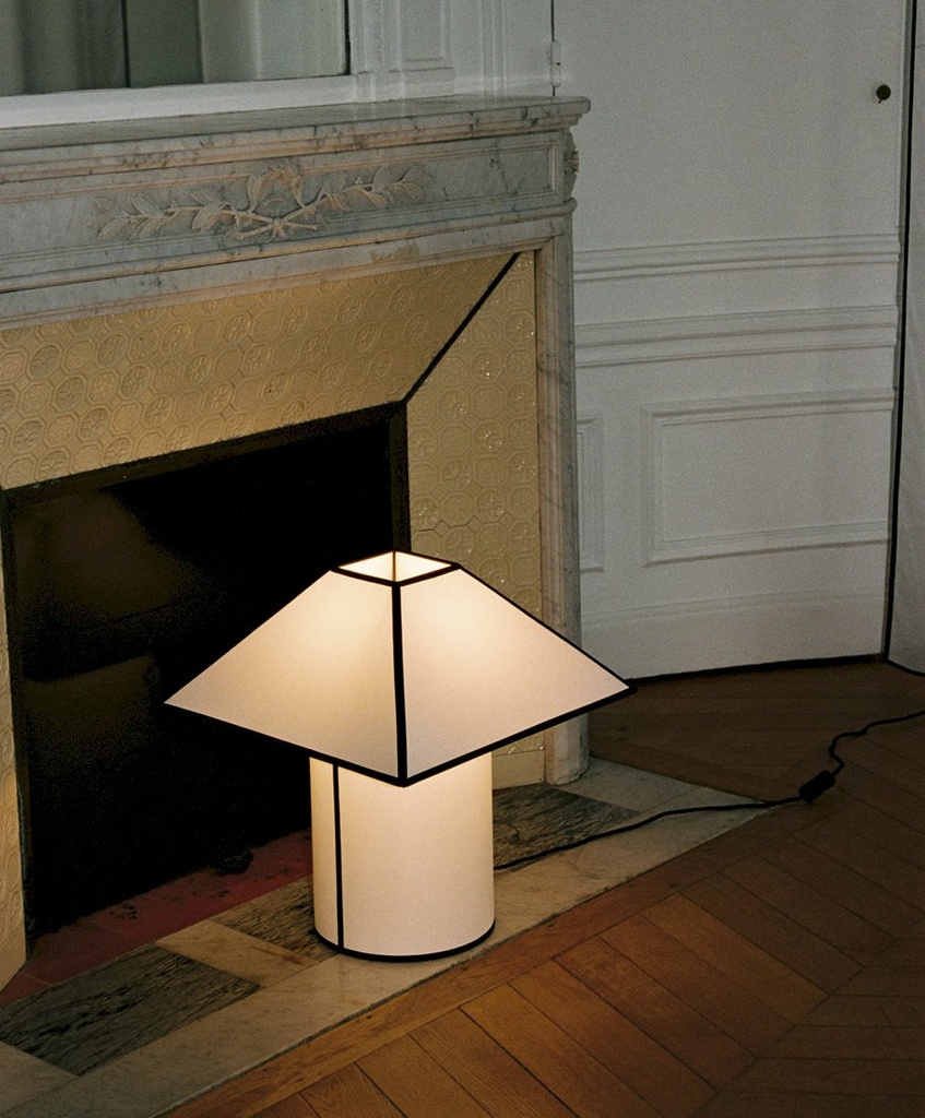 [AE870-E626-AB77] Lampe de table Ava Pyramid