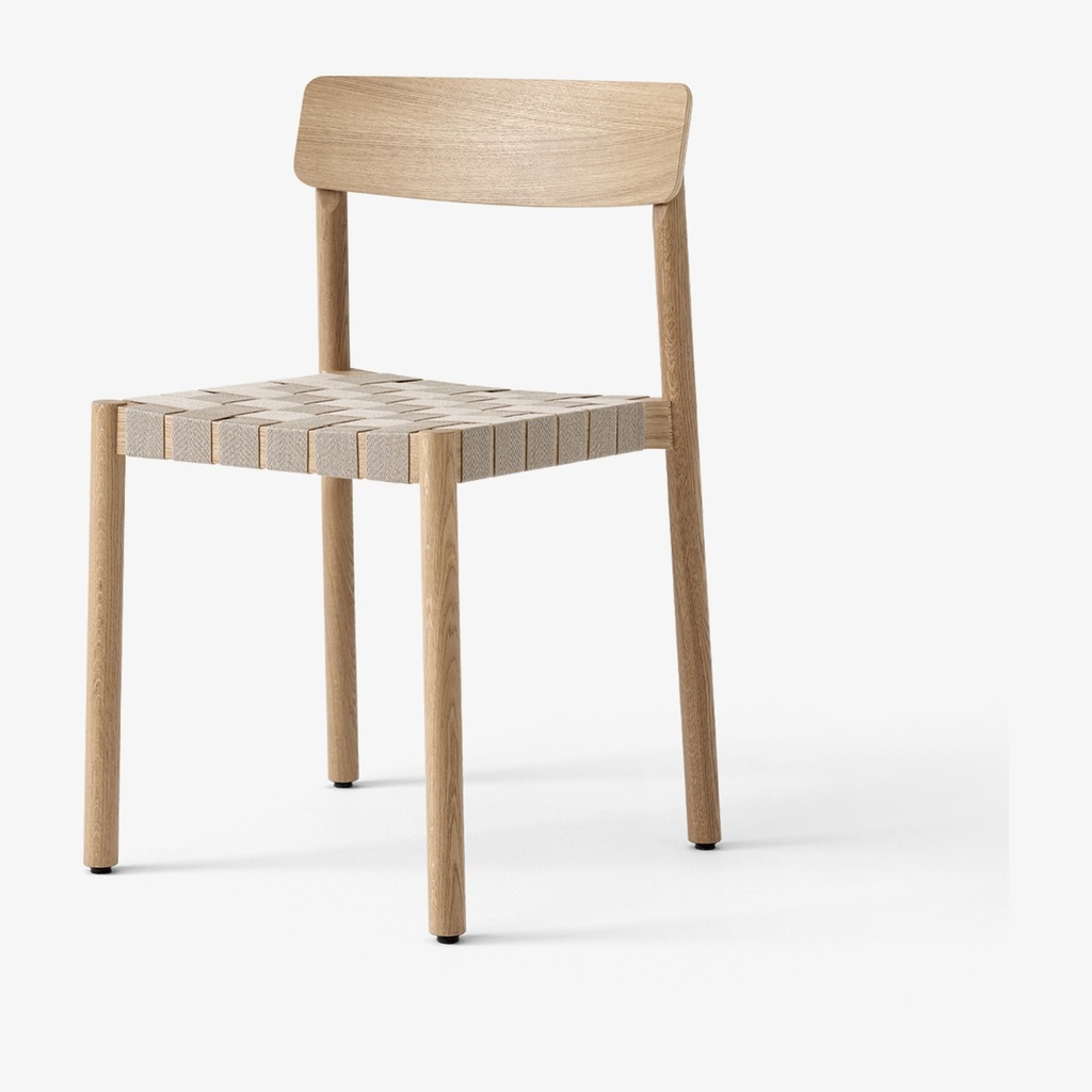 Chaise Betty TK1 – assise sangle de lin