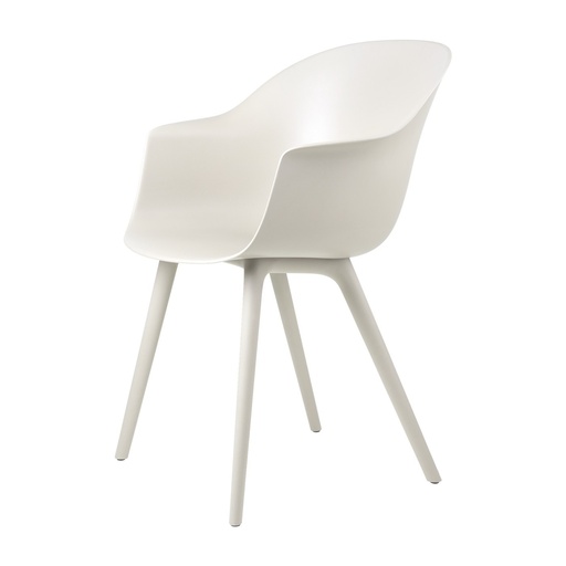 Mobilier outdoor Gubi chez MOB Dijon