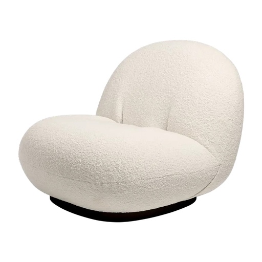 Fauteuils Gubi chez MOB Dijon