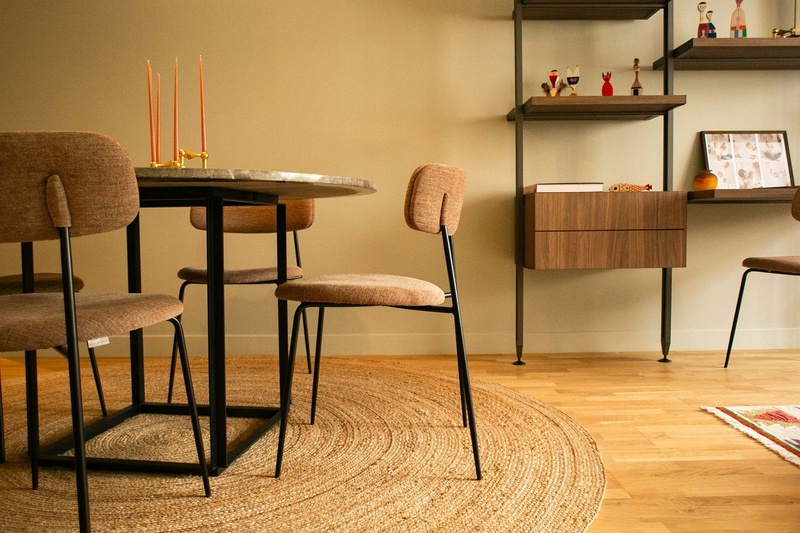 Appartement contemporain aménagé par MOB